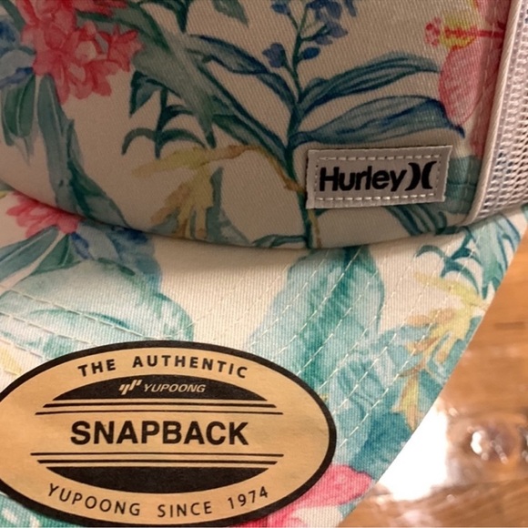 Hurleyx LoveShackFancy snapback white Aloha print RARE Hat. - Picture 8 of 9